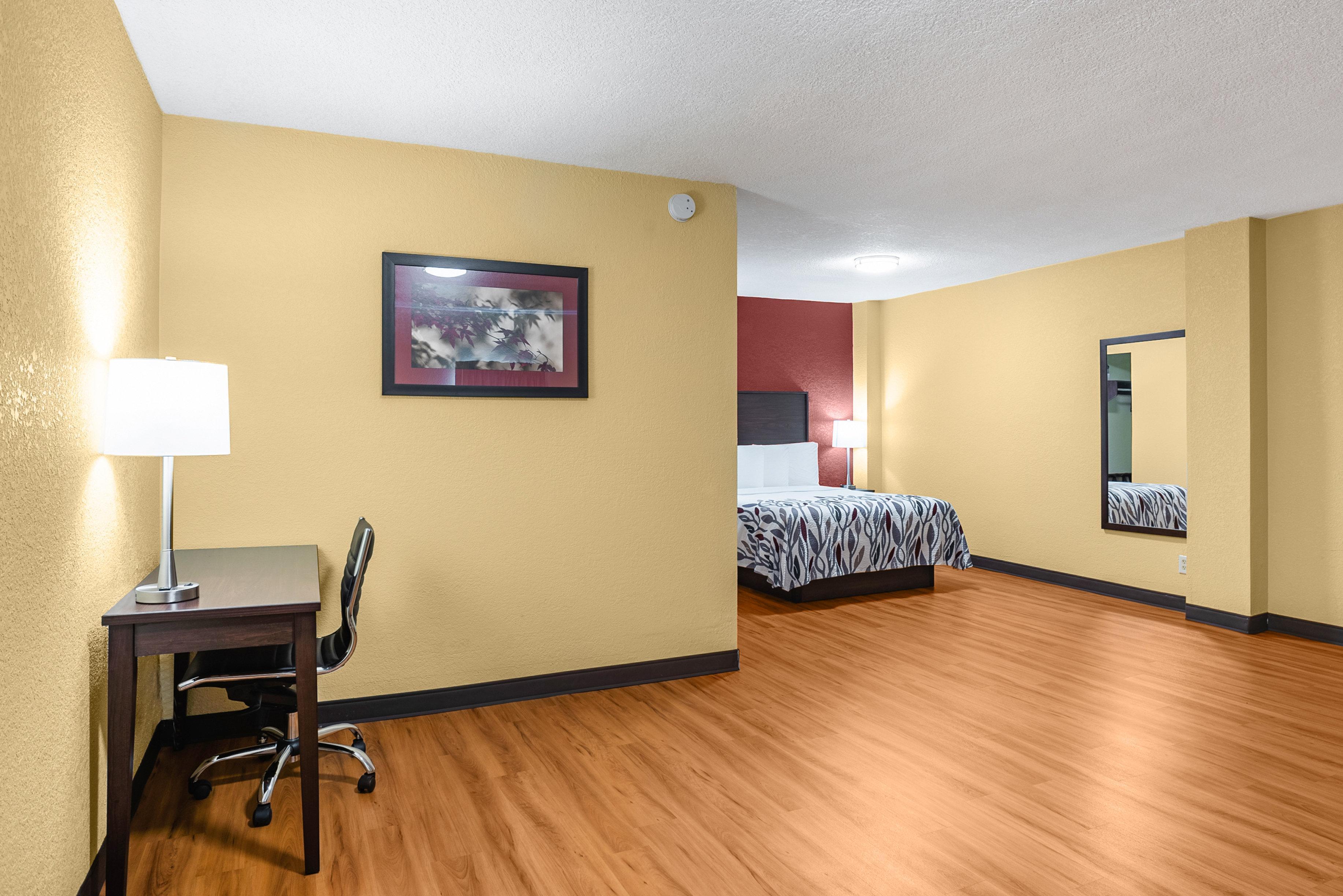 Red Roof Inn Des Moines Exterior photo