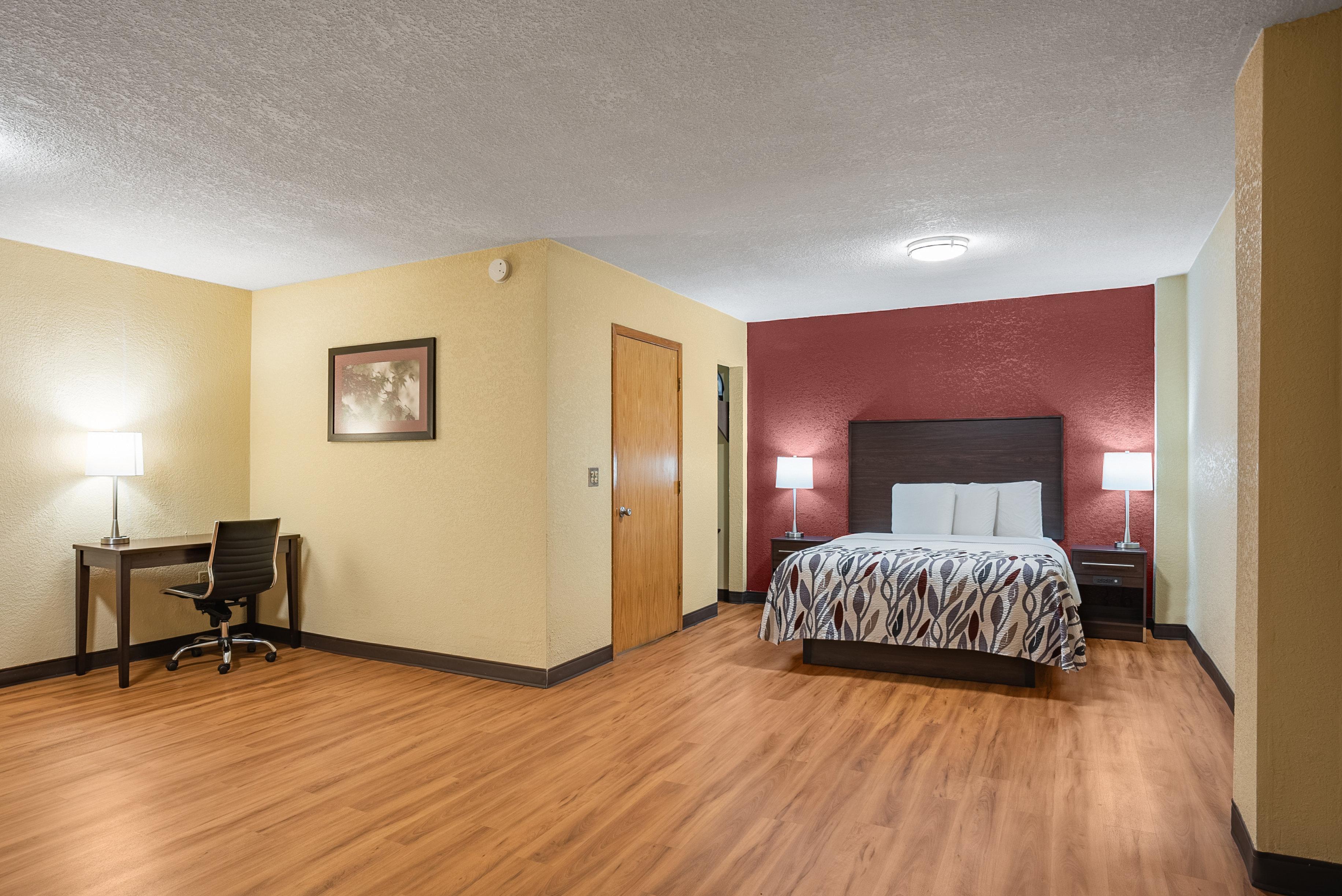Red Roof Inn Des Moines Exterior photo