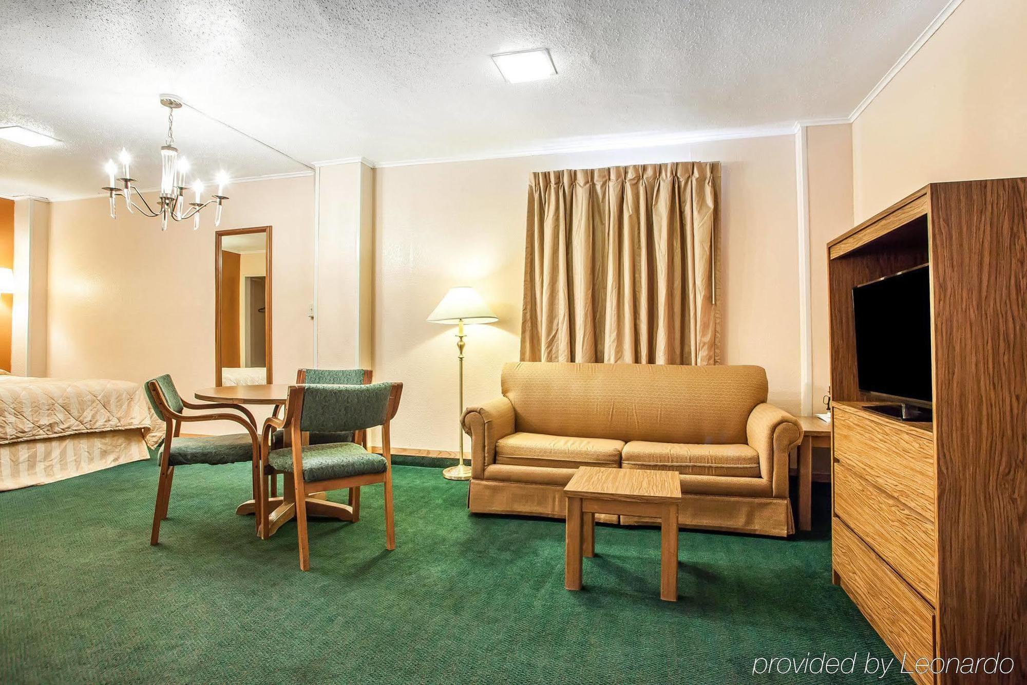 Red Roof Inn Des Moines Exterior photo